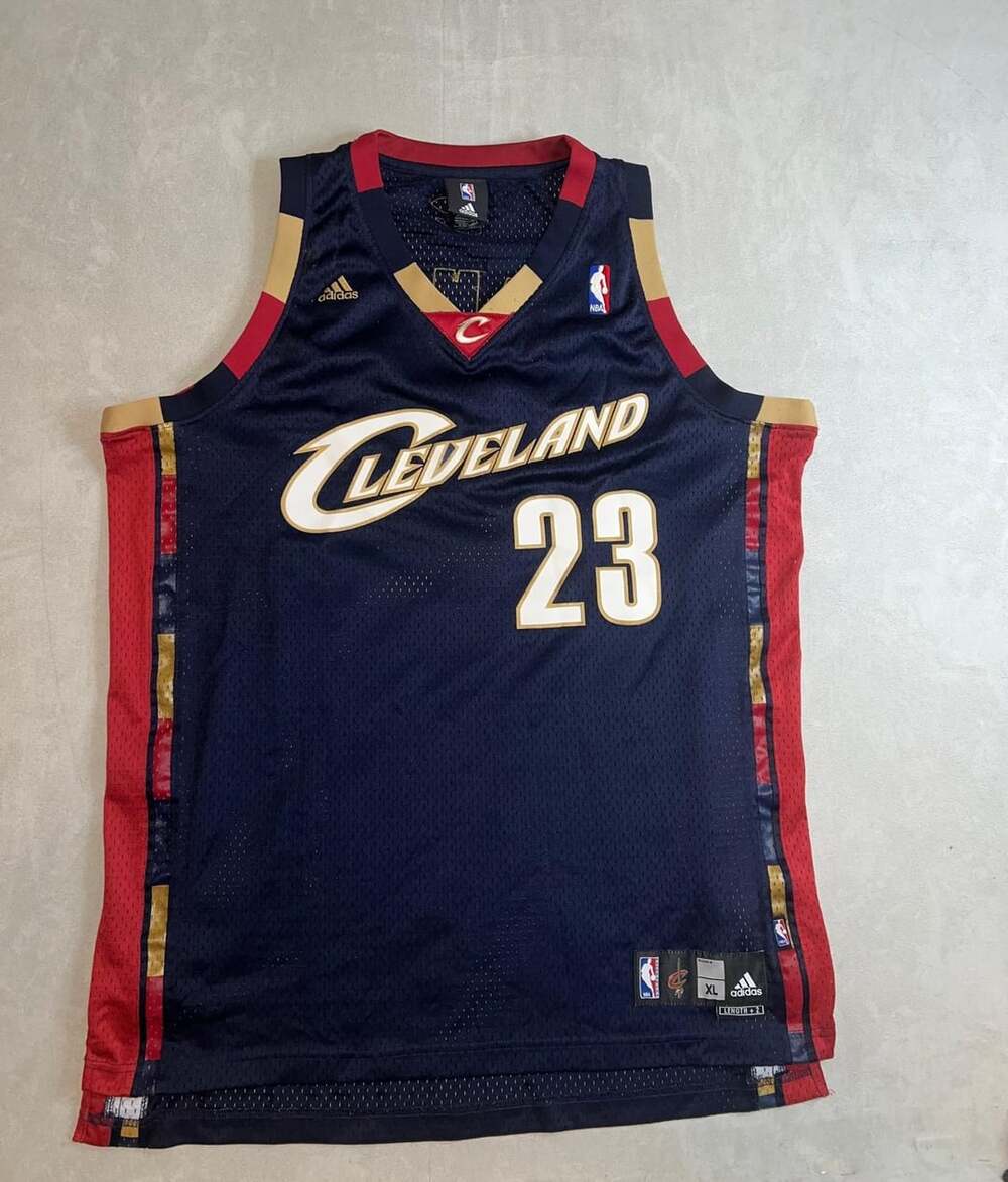 Adidas NBA Cleveland Cavaliers LeBron James #23 Alternate Jersey XL Length +2